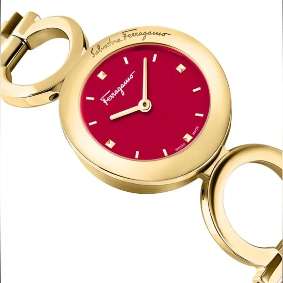 Ferragamo Women's Gancino Bracelet 28mm Quartz‎ Watch